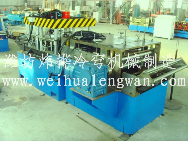 明裝動(dòng)力箱自動(dòng)折彎成型生產(chǎn)線