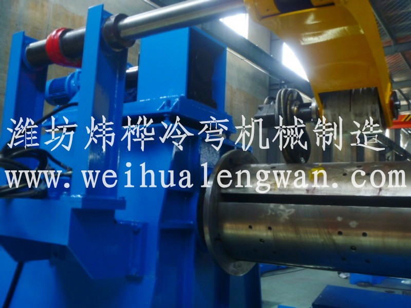 不銹鋼鋼板倉(cāng)生產(chǎn)線